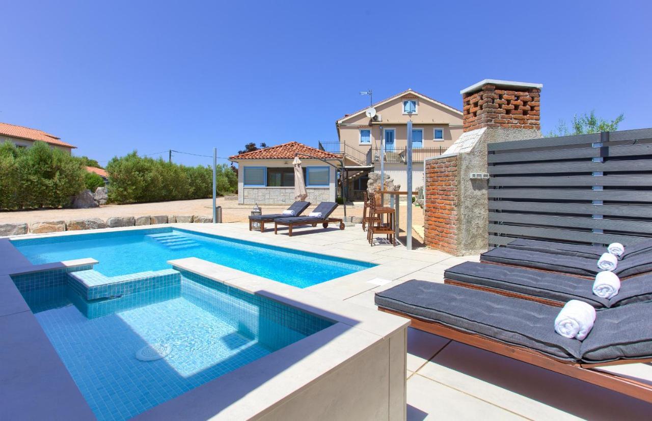 Villa Dora Bajcici Esterno foto